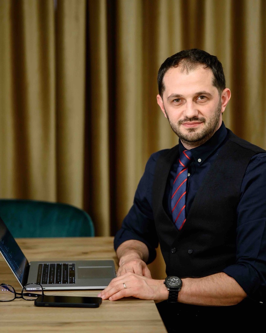 Ioan Ciocani, Senior Frontend Developer